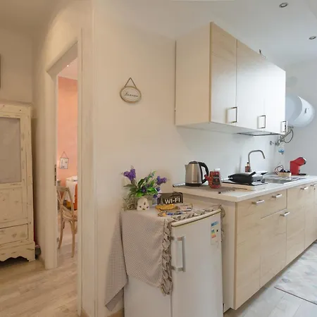 Colosseo Apartments And Rooms - Rome City Centre Exterior photo