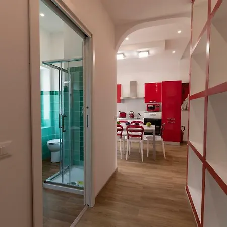Colosseo Apartments And Rooms - Rome City Centre Exterior photo