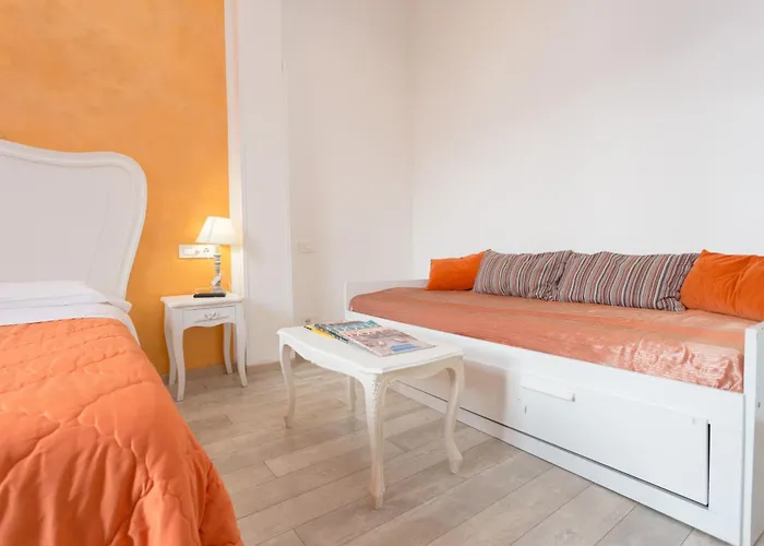 Colosseo Apartments And Rooms - Rome City Centre